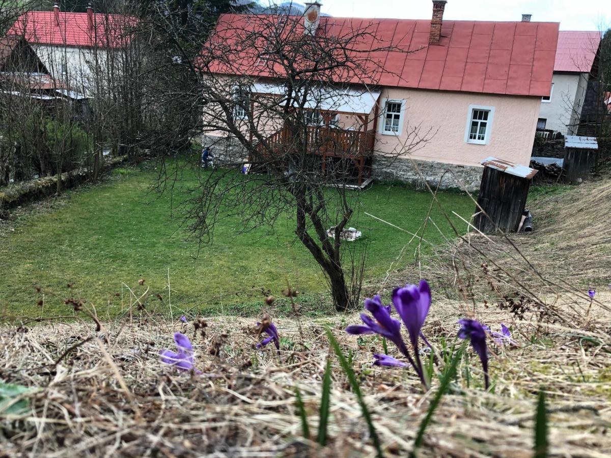 Chalupa U Jakuba Liptovske Revuce Esterno foto